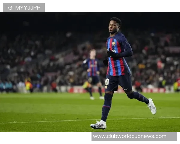 凯恩的传奇之路：从足球天才到全球体育偶像的蜕变与影响