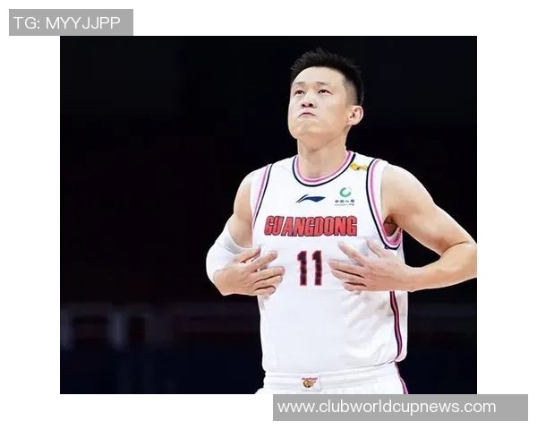 周鹏：从篮球场上的传奇到社会公益的先锋之路